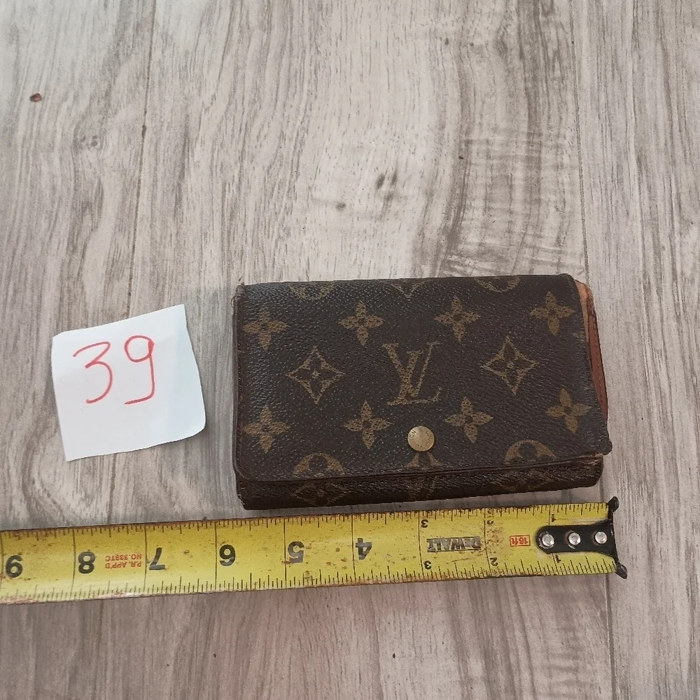 Louis Vuitton Monogram Porte Monnaie Tresor Wallet